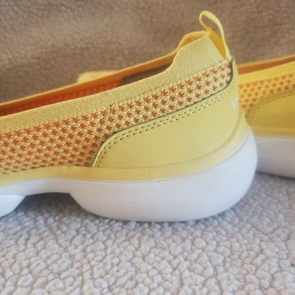 Vionic Women's Kallie Sporty Slip-on Yellow/White - Size 6.5 - Picture 8 of 12